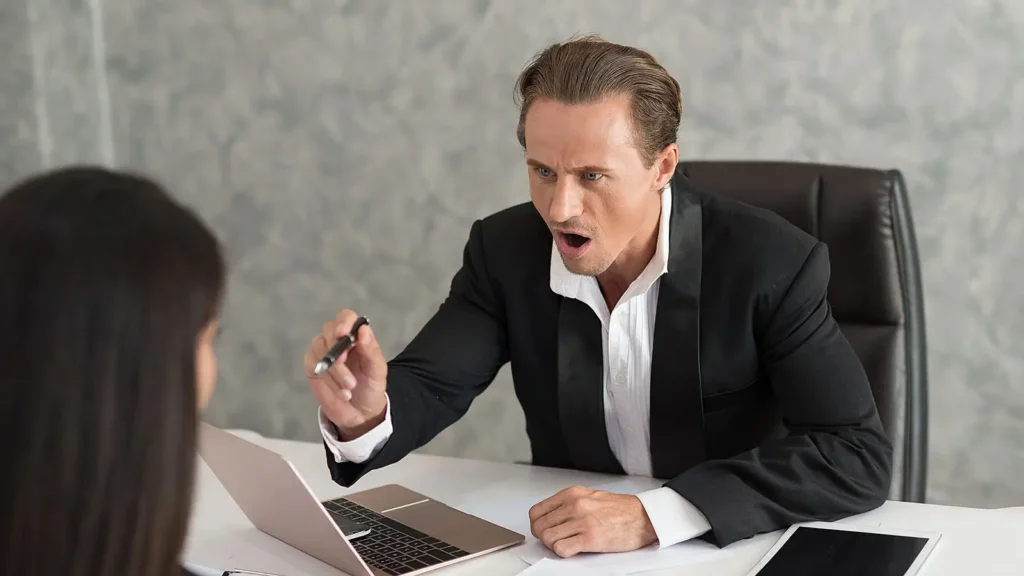 قوانین اداره کار برای شکایت از کارفرما